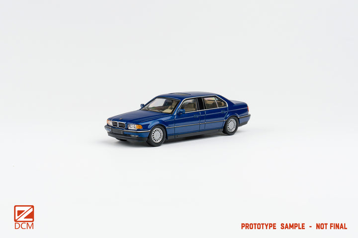 [Preorder] DCM 1:64 BMW E38 7-Series Extended Early Version (2 Colours)