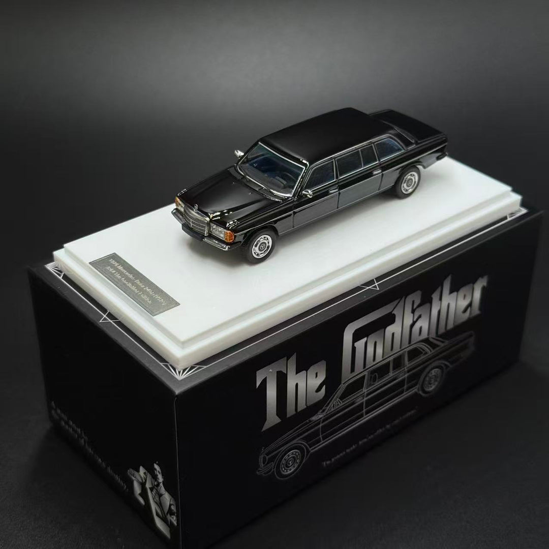[Preorder] JIYI X GOC 1:64 MERCEDES BENZ 240D LIMO (W123) Black