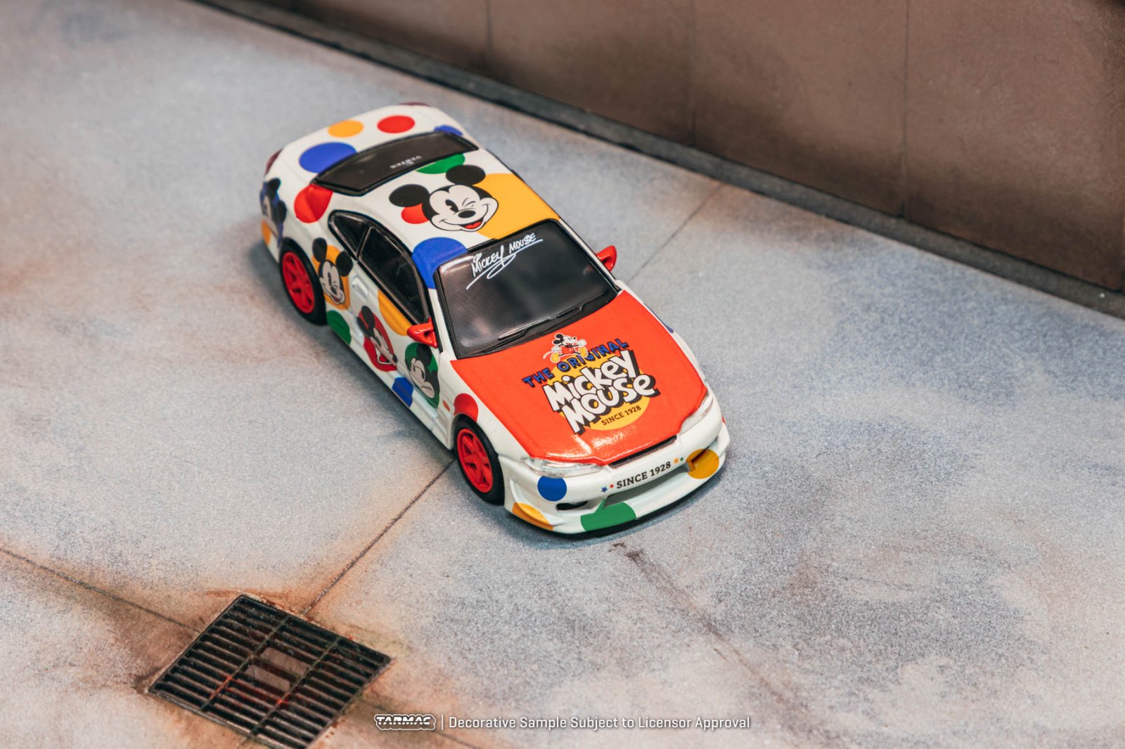 Preorder] Tarmac Works 1:64 VERTEX Nissan Silvia (S15) Mickey