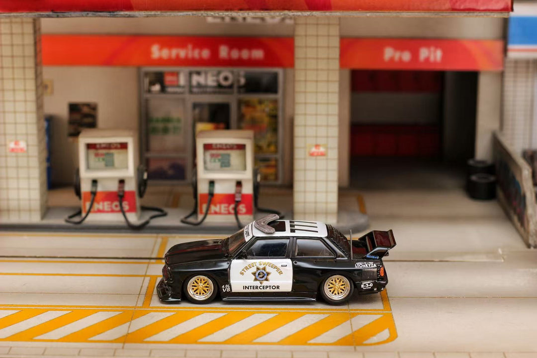 [Preorder] Street Weapon 1:64 BMW E30 M3 LTO Modified Version (3 Versions)