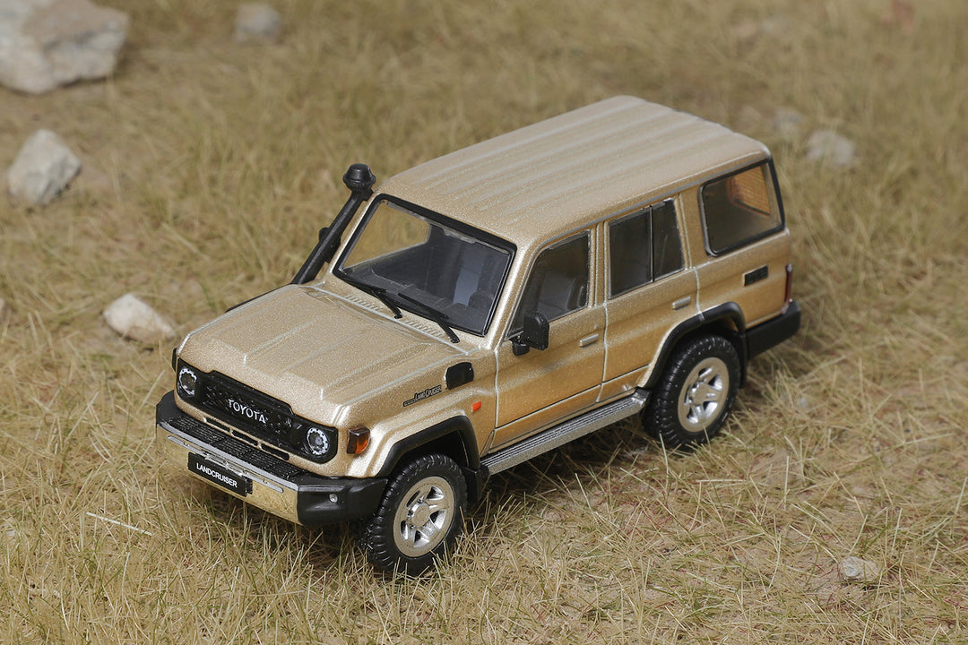 [Preorder] GCD 1:64 Toyota LC70 (5 Colour)