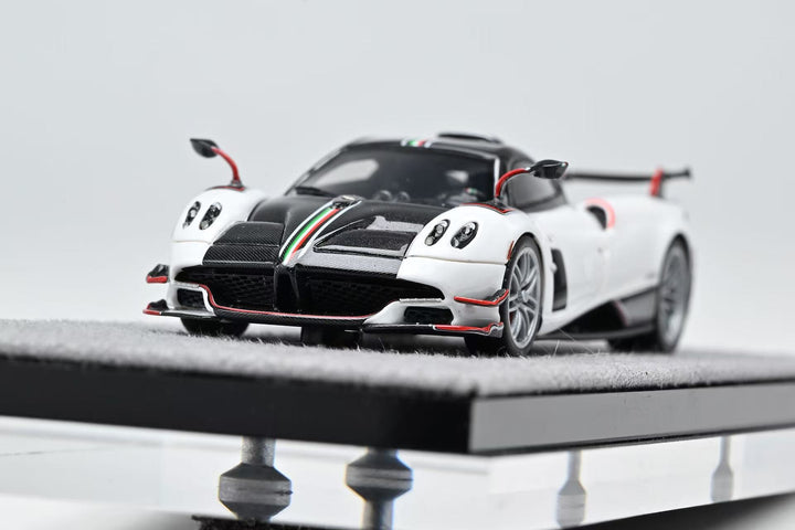 [Preorder] DMH 1:64 Pagani Huayra Roadster (5 Colours)