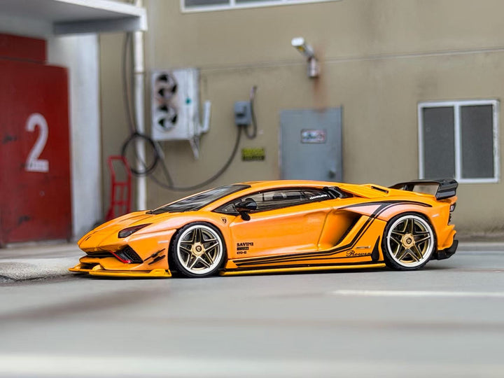 [Preorder] Rotating Wheel 1:64 Rowen Lamborghini Aventador S - Iridescent Yellow