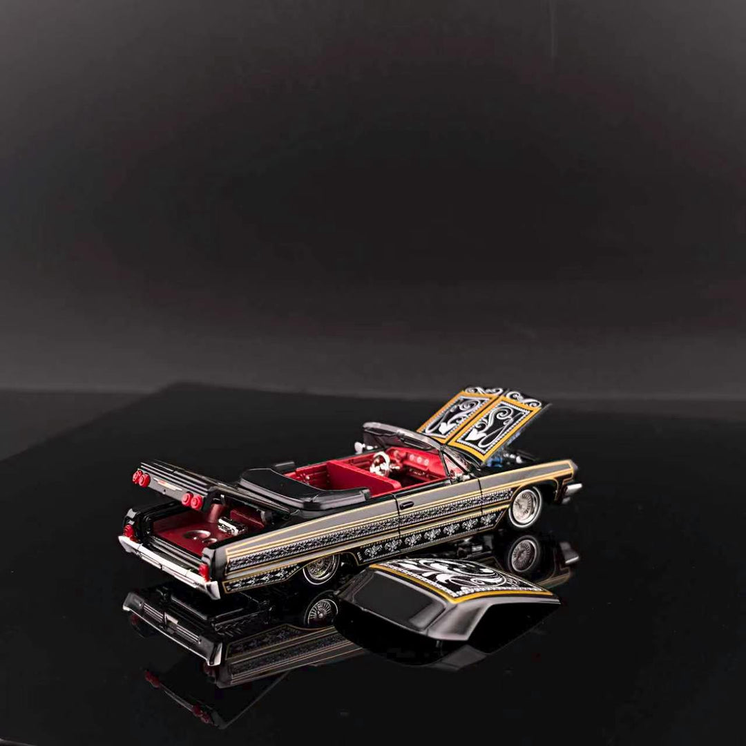 [Preorder] Fine Works 1:64 Chevrolet Impala Lowrider Black Gold Bouncing Car (2 Versions)