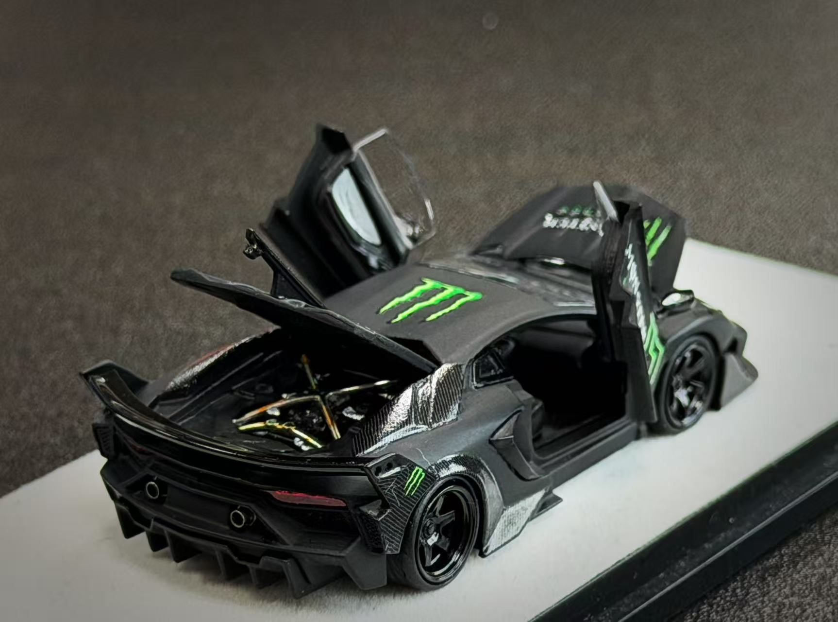 PGM 1/64 LAMBORGHINI アヴェンタドール LP700-4 Preorder] PGM 1:64 Lamborghini Aventador LP700 GT EVO Monster PGM0