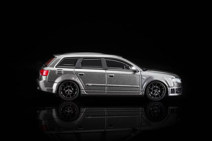 [Preorder] MOTORHELIX 1:64 Audi RS4 (B7) 2005 (3 Colours) M68307 / M68308 / M68311