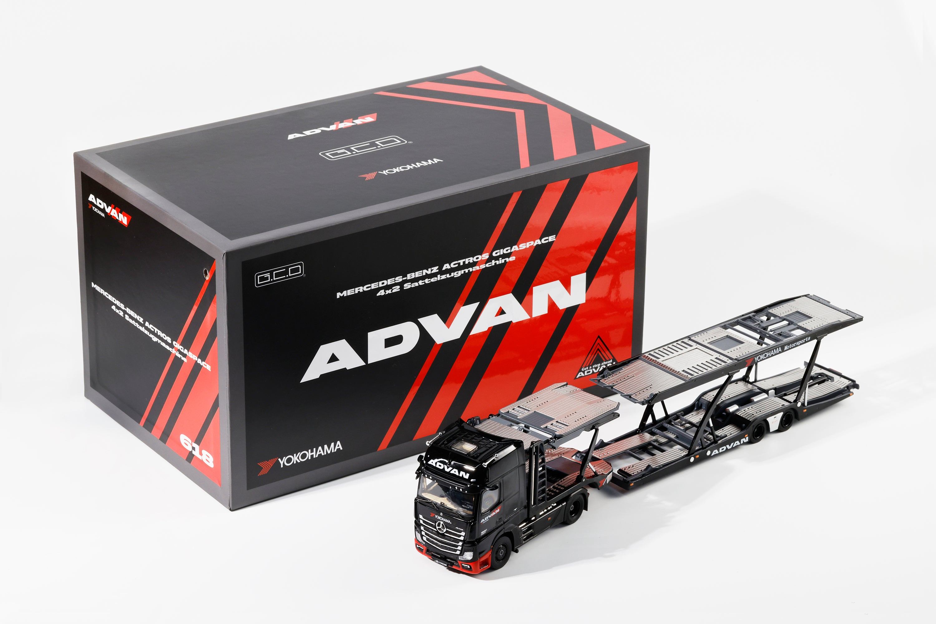 Preorder] GCD 1:64 Mercedes-Benz Actros 2 (LHD)-ADVAN KS-069-618