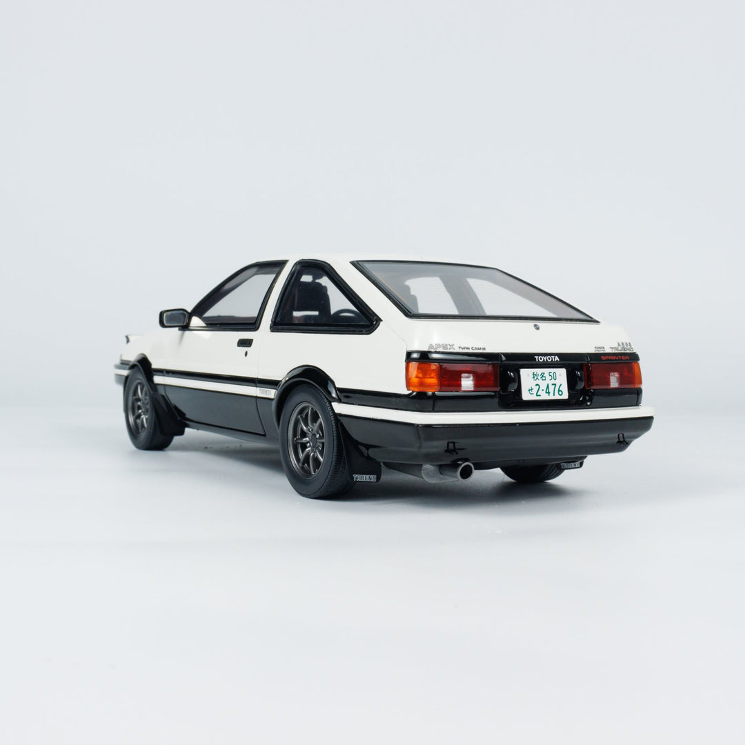 OttO 1:18 TOYOTA SPRINTER TRUENO AE86 WHITE OT444B