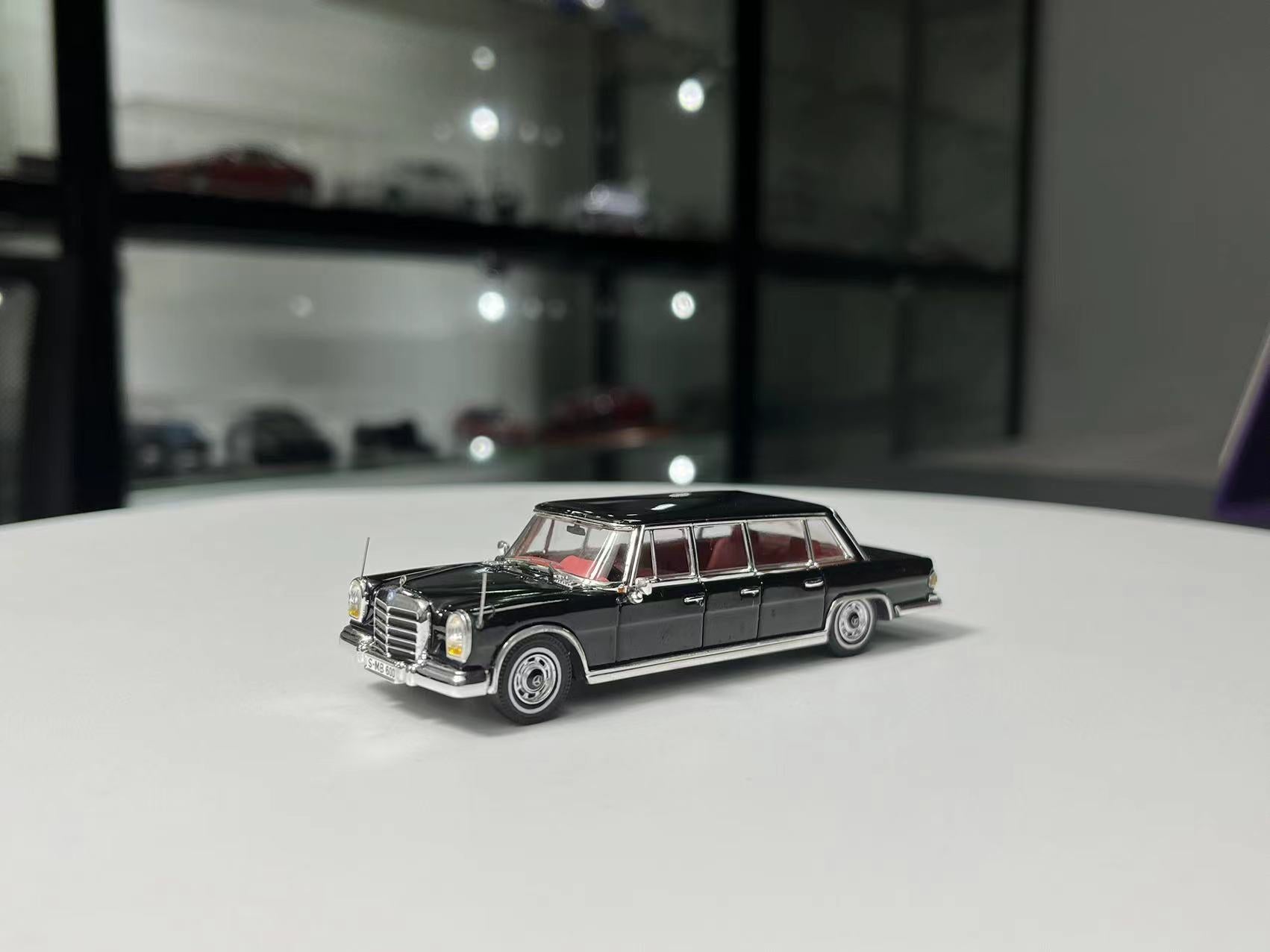 Preorder] TPC 1:64 Mercedes-Benz S600 Pullman Extended Coupe