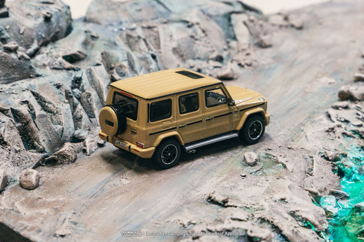 [Preorder] Tarmac Works 1:64 Mercedes-AMG G 63 Brown T64R-040-BR