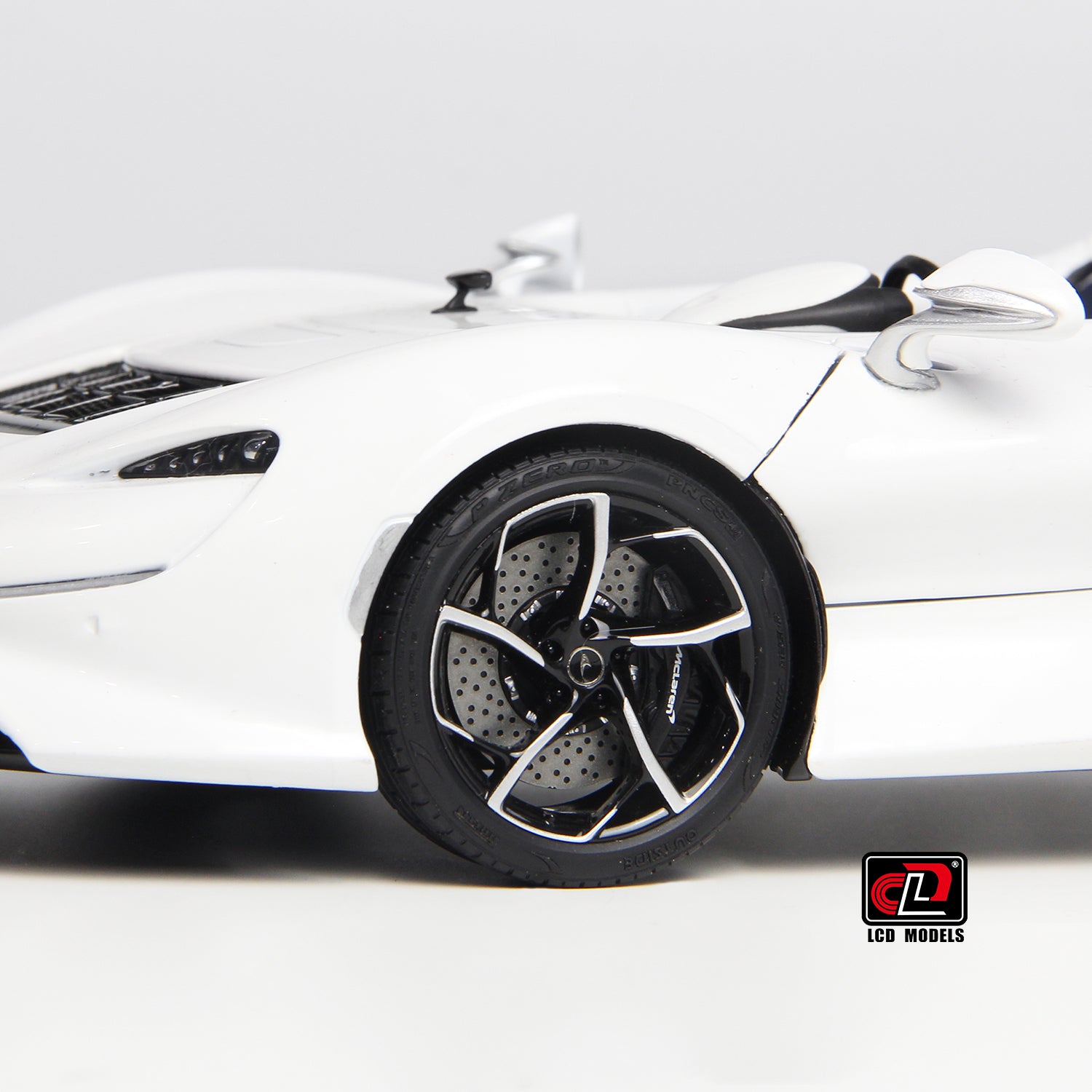 Preorder] LCD 1:18 McLaren ELVA - White LCD18015-WH – Horizon Diecast