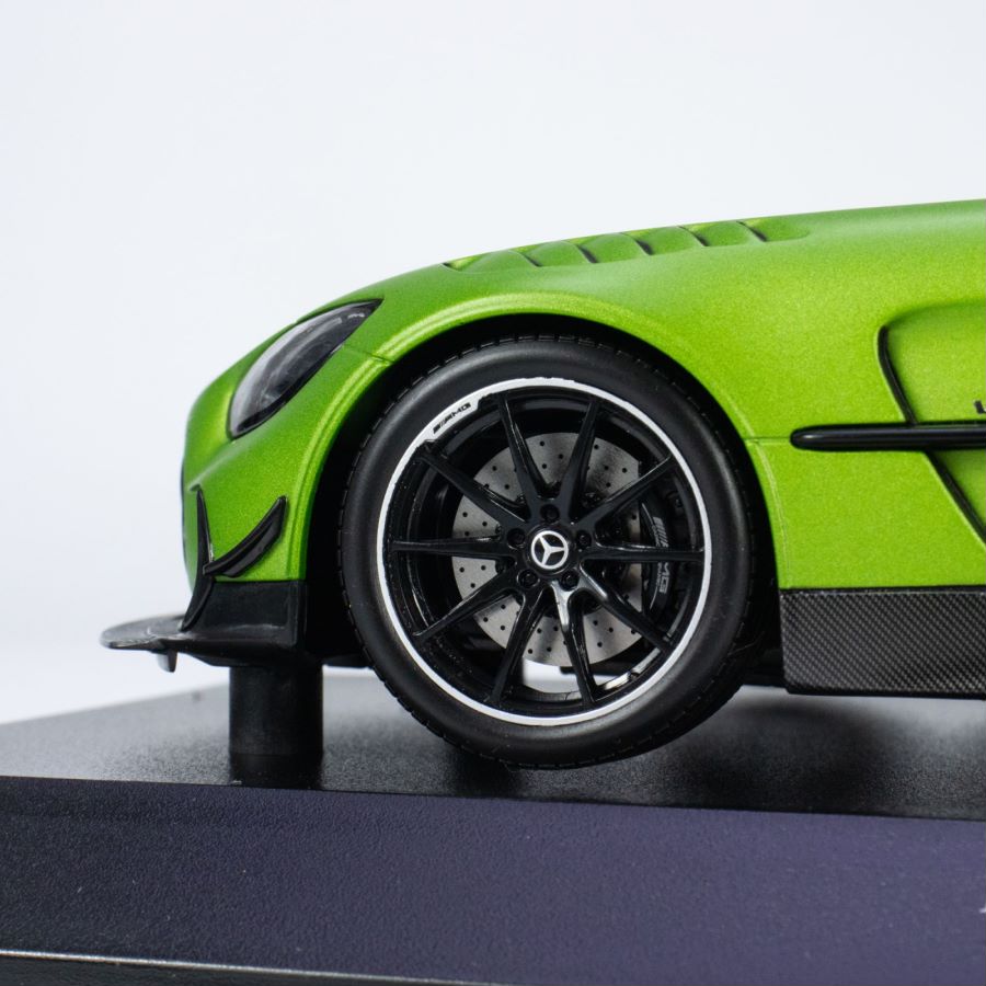 MINICHAMPS 1:18 MERCEDES-AMG GT BLACK SERIES - 2020 MATT GREEN METALLIC