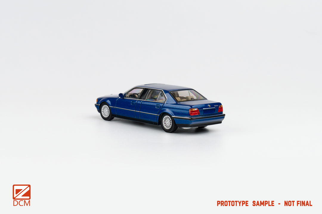 [Preorder] DCM 1:64 BMW E38 7-Series Extended Late Version (2 Colours)