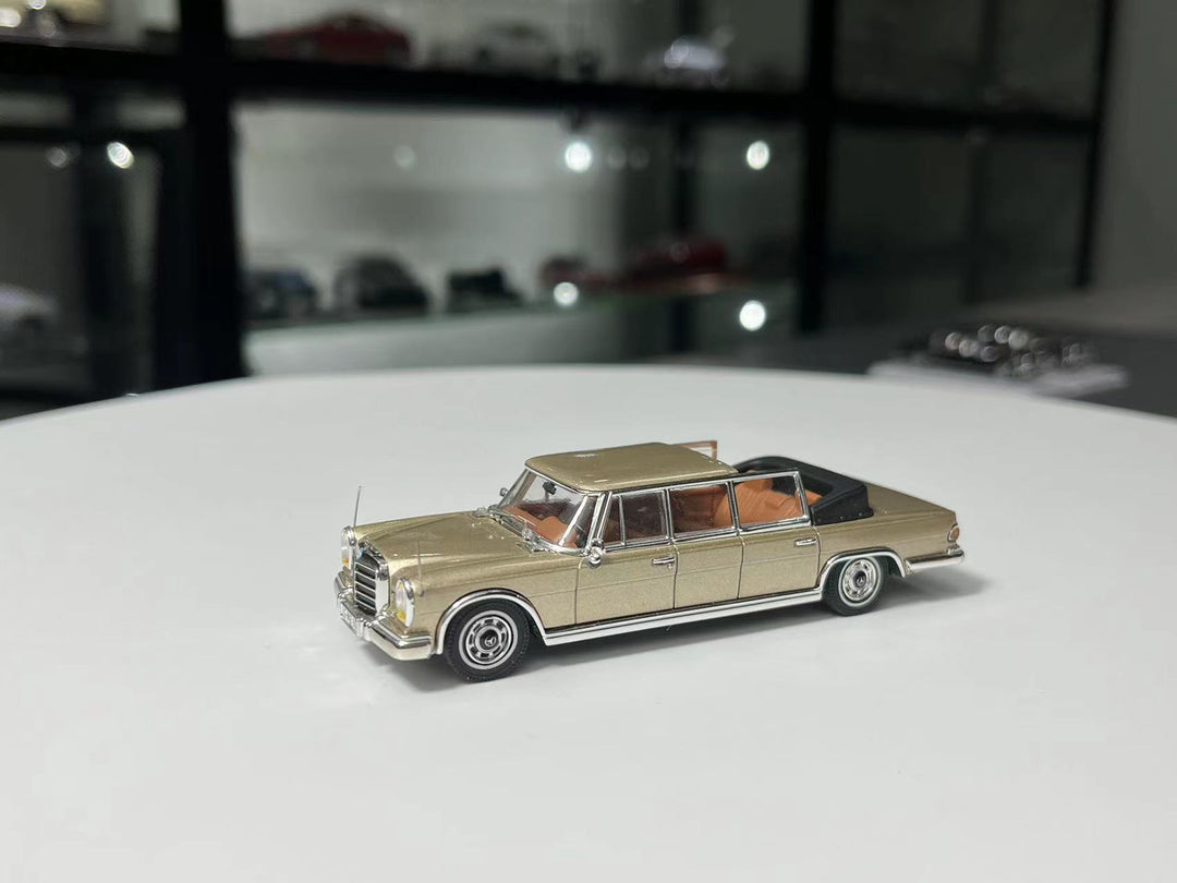CMC M-205 Mercedes-Benz 600 Pullman W100 1966 Modellauto 6-Türer Soft-Top limitiert 1/600 CMC M-205 Mercedes-Benz 600 Pullman W100 1966 Modellauto 6-Türer Soft-Top limitiert 1/600