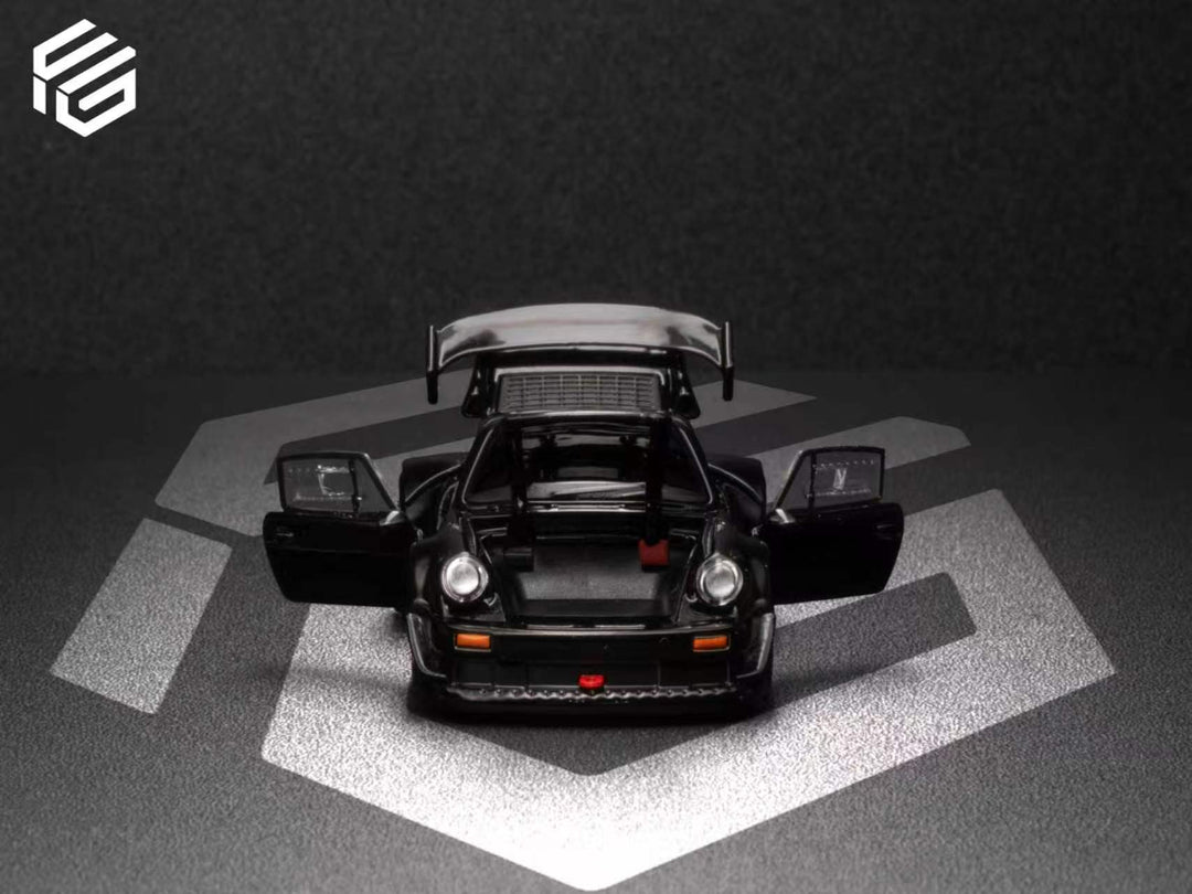 [Preorder] FG 1:64 RWB 930 Black