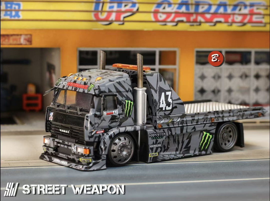 [Preorder] Street Weapon 1:64 1965 Mustang and KamaZ Trailer (2 Versions)