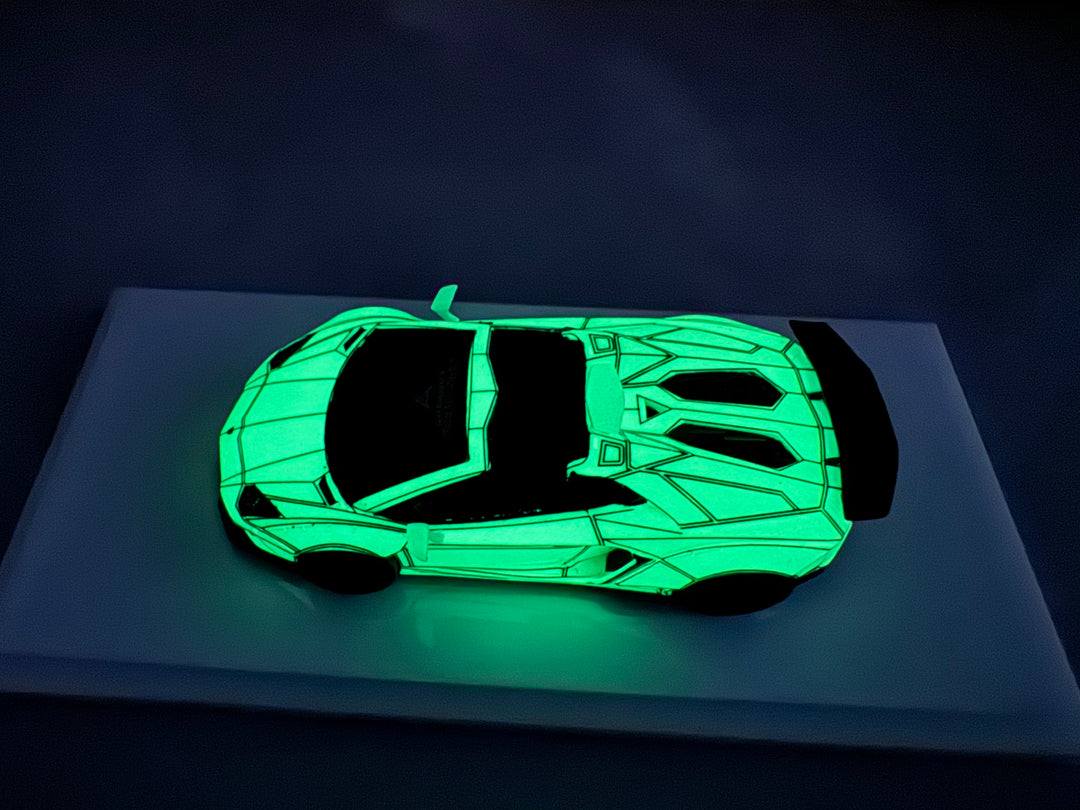 G Model 1:64 LB WORKS Lamborghini Aventador Roadster (6 Colours)