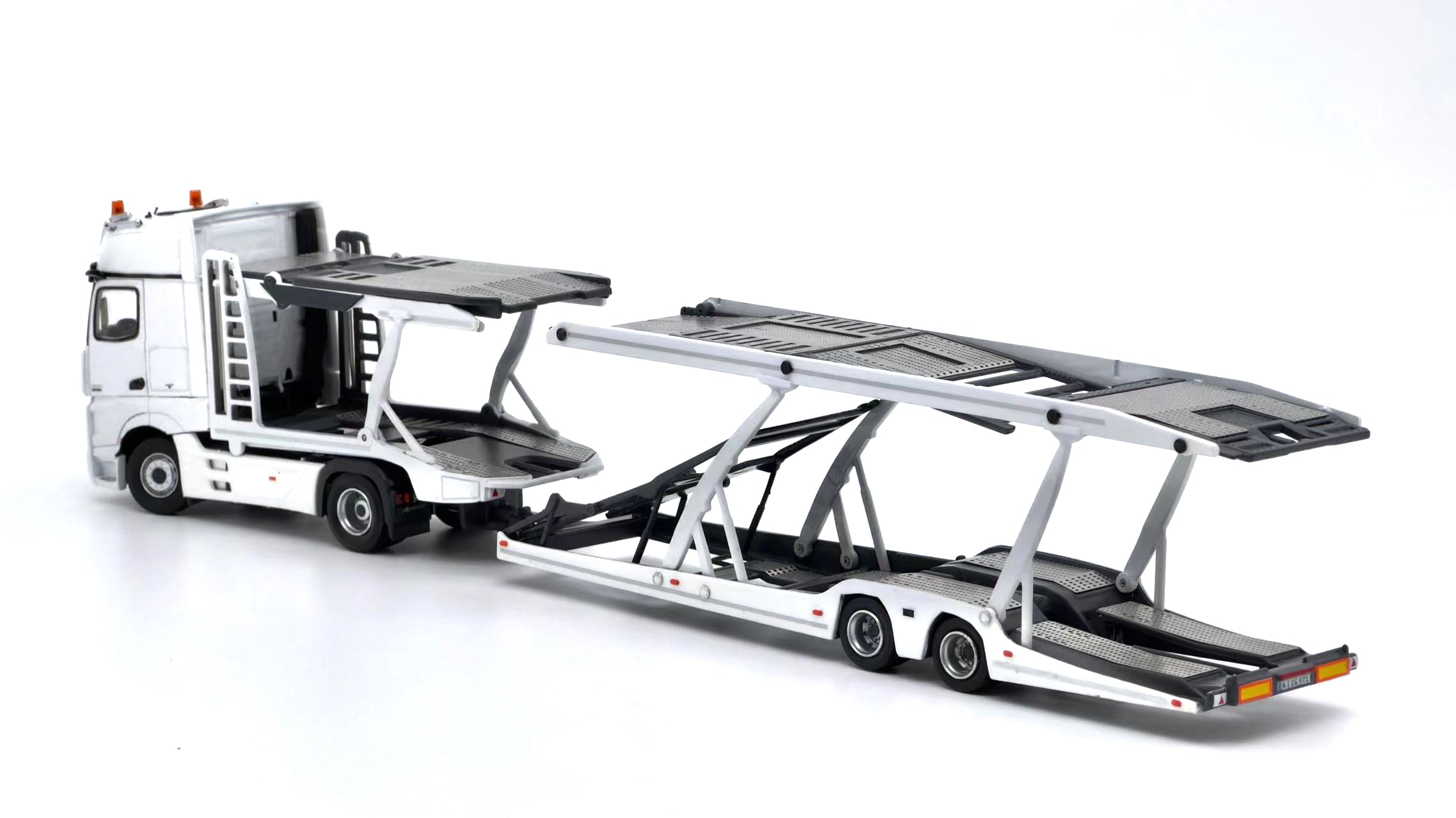 Unique Model x Tiny - MERCEDES-BENZ Actros MP5 Transporter (4