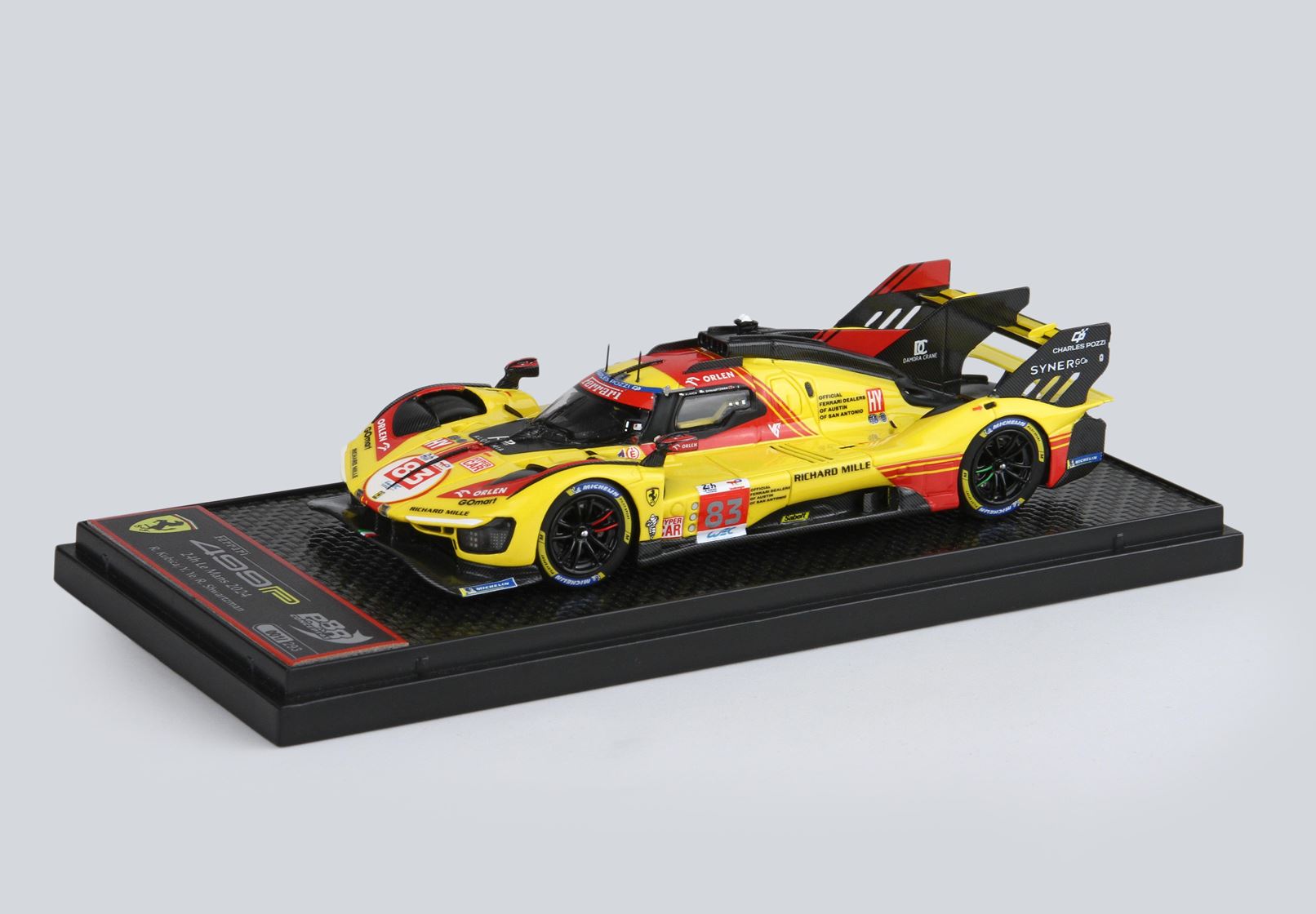 BBR プロジェクト43 フェラーリ　アウディ　1/43 BBR プロジェクト43 フェラーリ アウディ 1/43 - メルカリ