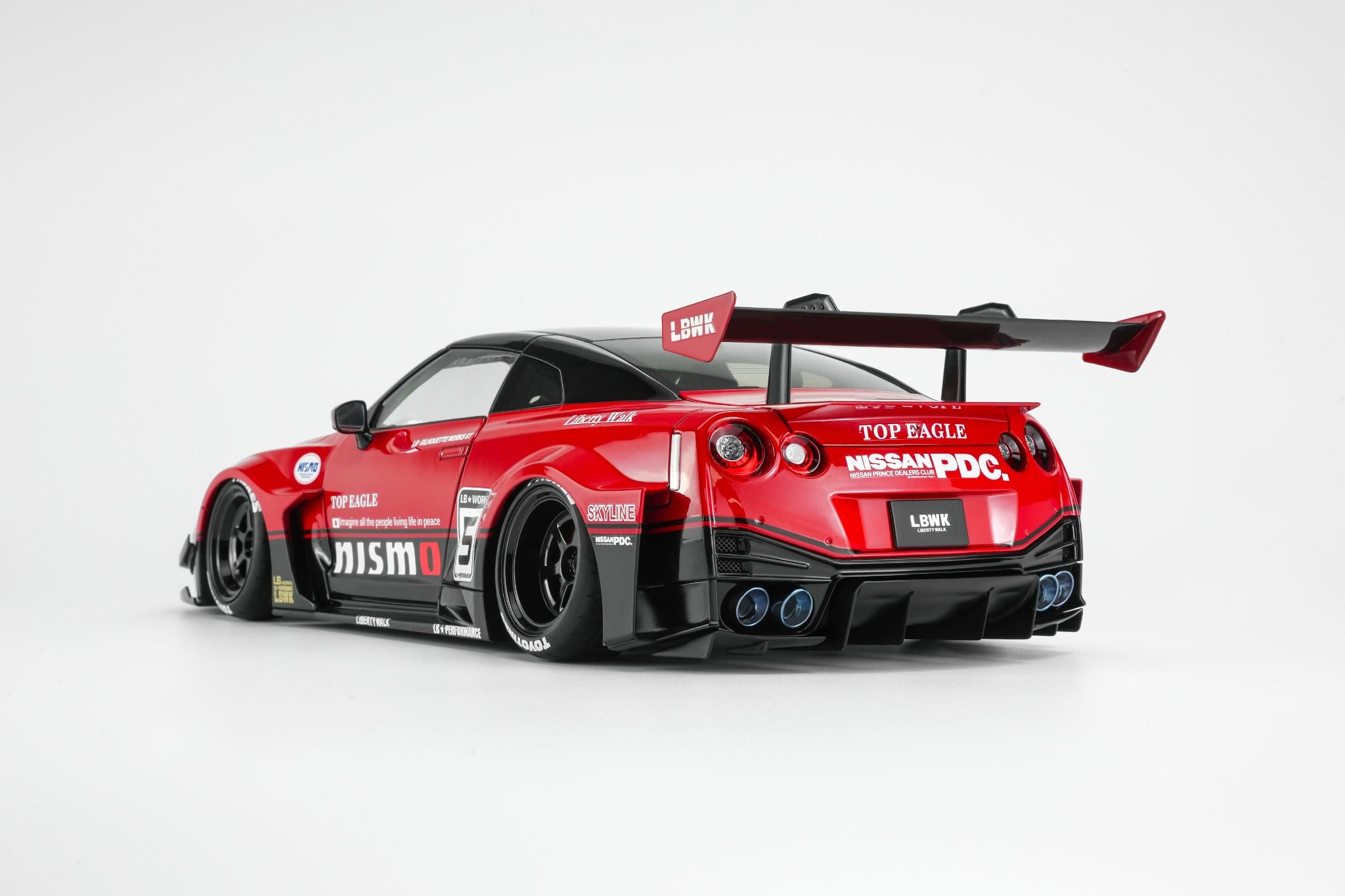 Preorder] MOTORHELIX 1:18 LB-SILHOUETTE WORKS GT NISSAN 35GT-RR