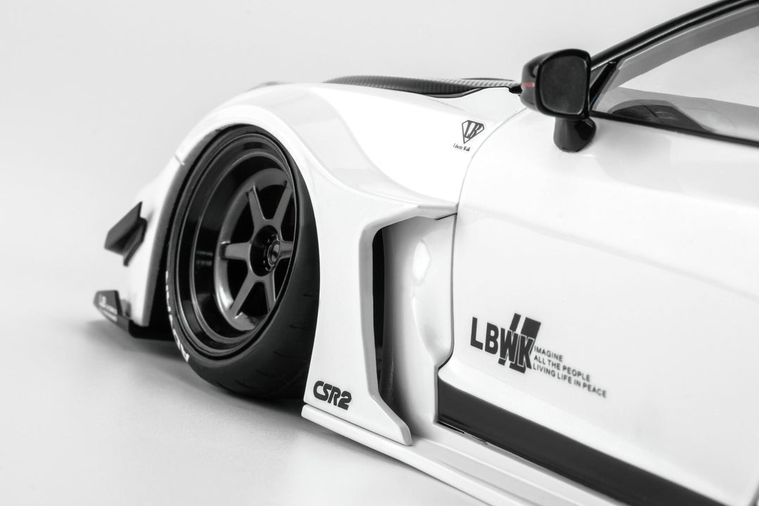 [Preorder] MOTORHELIX 1:18 LB-SILHOUETTE WORKS GT NISSAN 35GT-RR VER.2 (2 Colours) M80803/ M80801