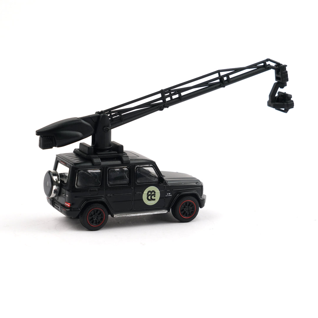 [Preorder] XCARTOYS 1:64 Mercedes-Benz AMG G63 U Crane Car X2-07