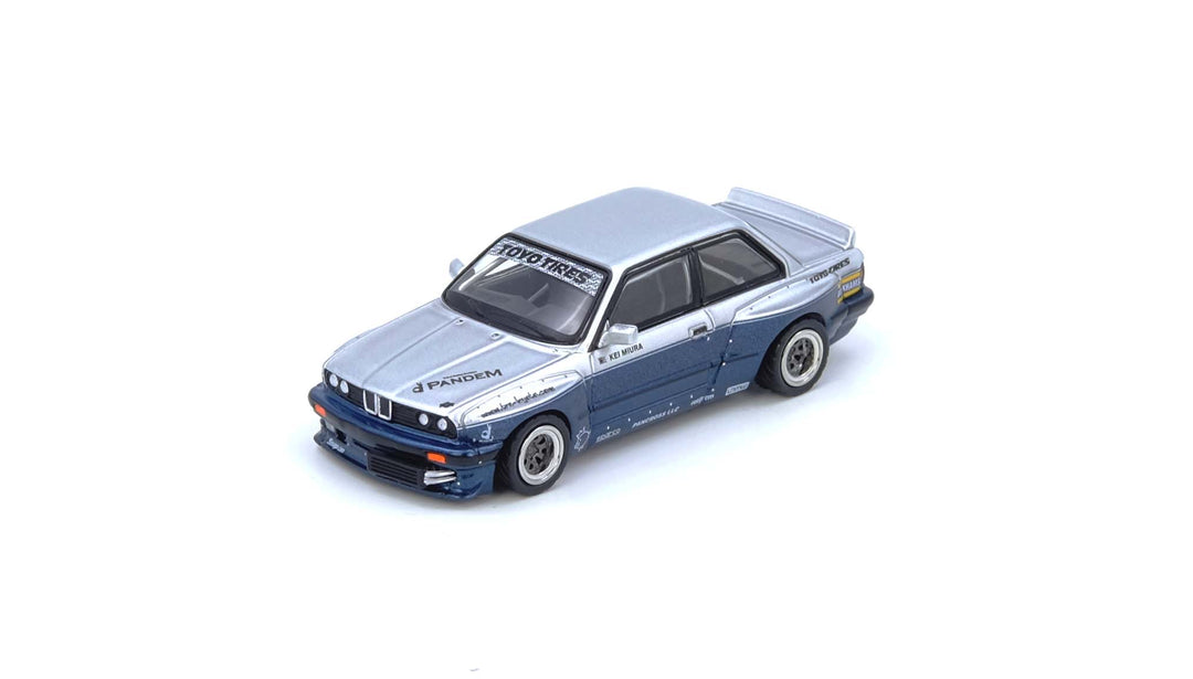 [Preorder] Inno64 1:64 BMW PANDEM E30 M3 Silver/Blue IN64-E30P-SILBLU