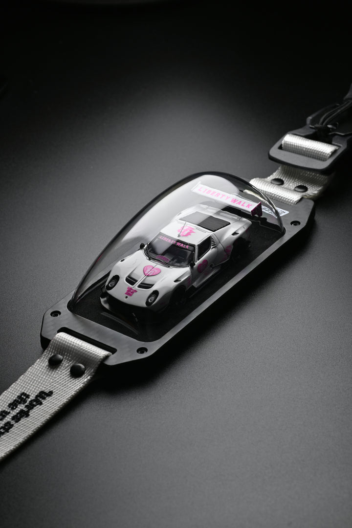 [Preorder] Inno64 X DSTANDS LB-Silhouette WORKS Miura GT  (Chase Car Randomly Inserted) IN64-DSTANS-LB-MUIRA-01