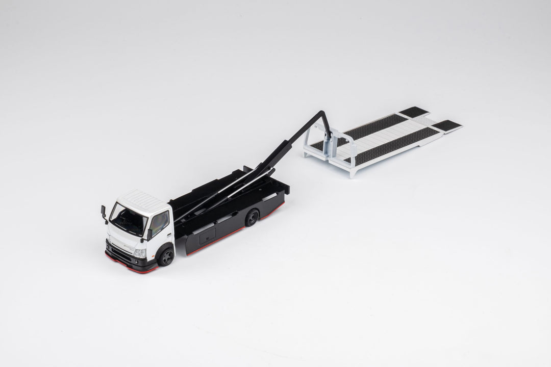 Microturbo 1:64 Custom Flatbed Tow Truck - Metallic White