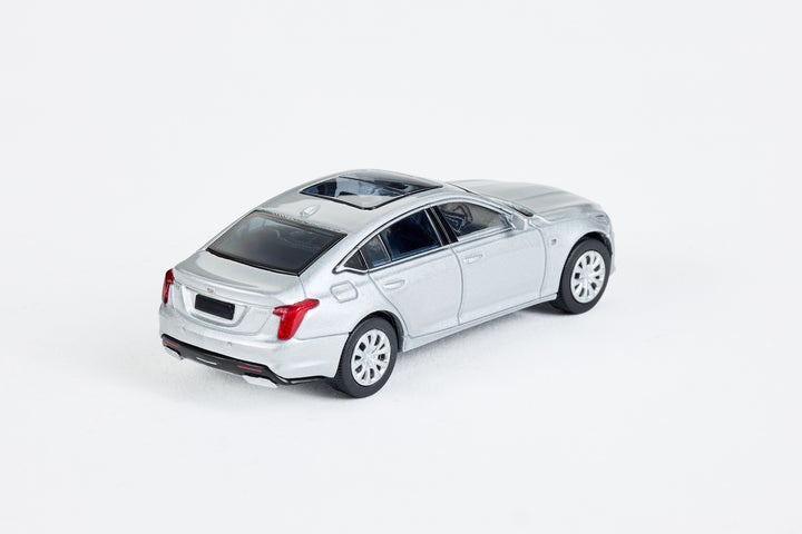 Masdi 1:64 Cadillac CT5 Silver CD1104