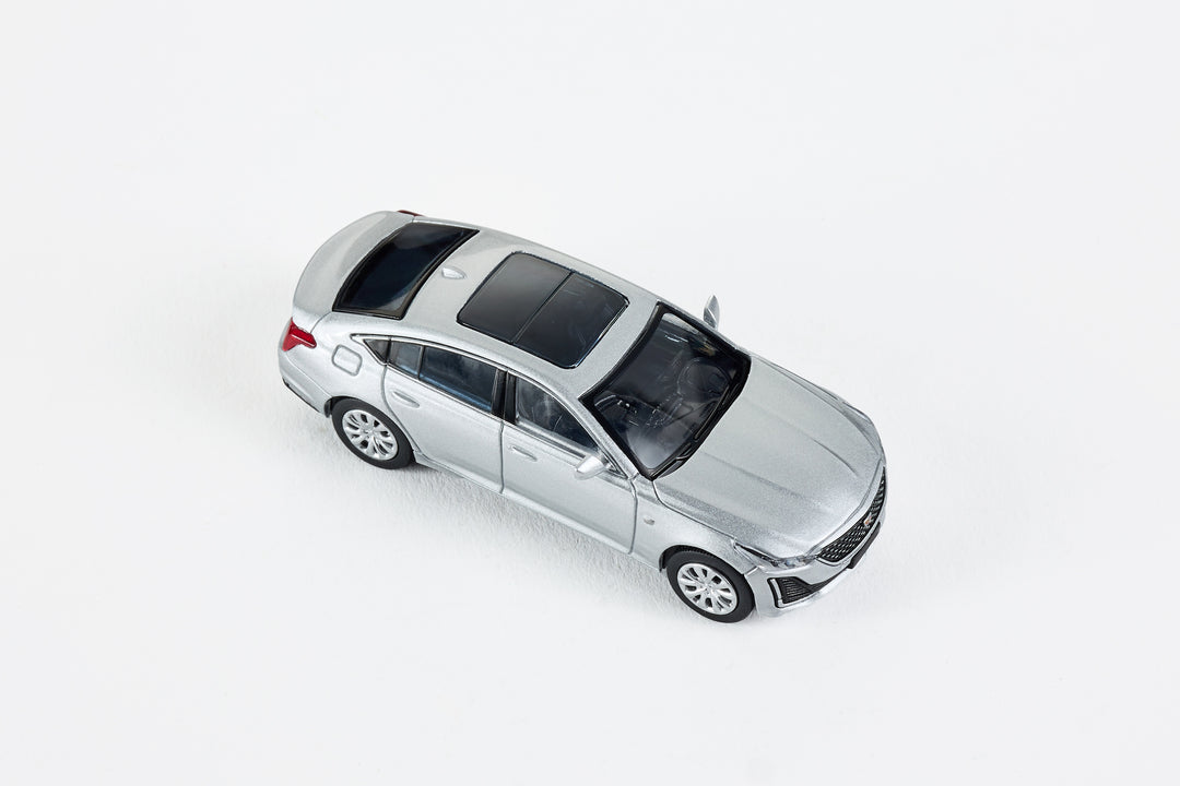 Masdi 1:64 Cadillac CT5 Silver CD1104
