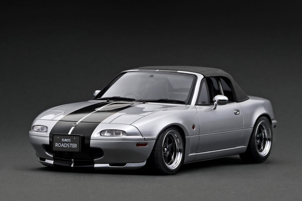 Ignition Model 1:18 Eunos Roadster (NA) Silver With B6-ZE Engine IG3202