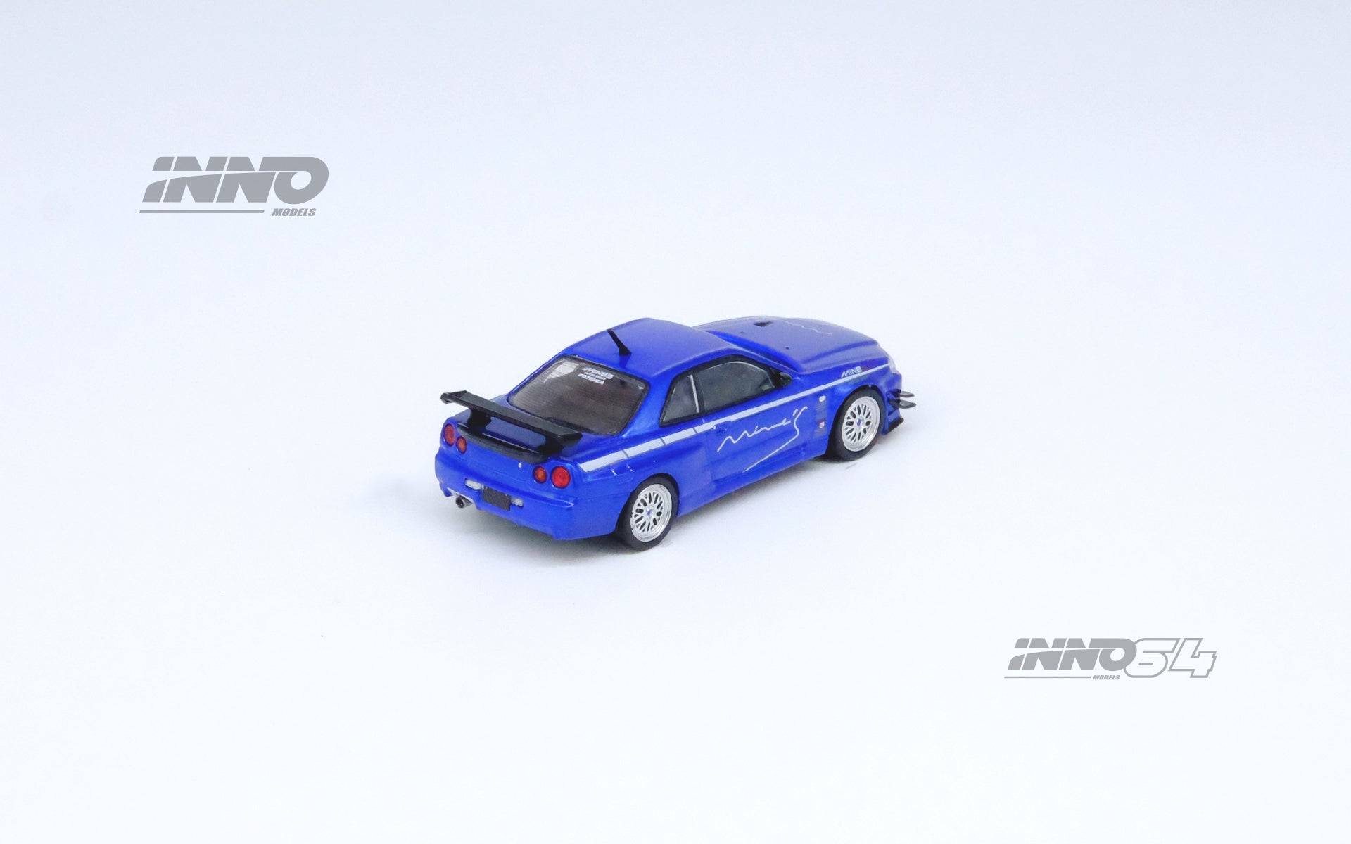Inno64 1:64 NISSAN SKYLINE GT-R (R34) V-SPEC Tuned by 