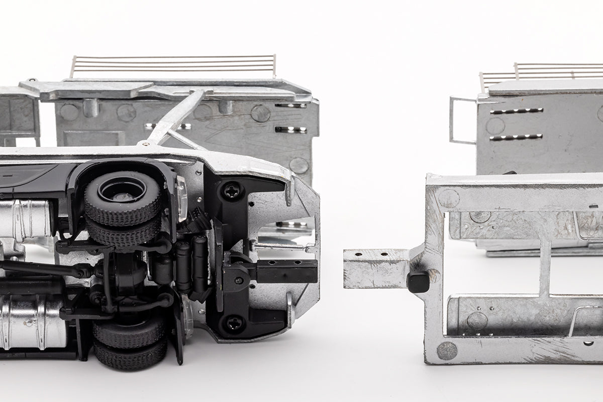 GCD 1:64 MERCEDES-BENZ Actros Transporter (2 Colors) – Horizon Diecast