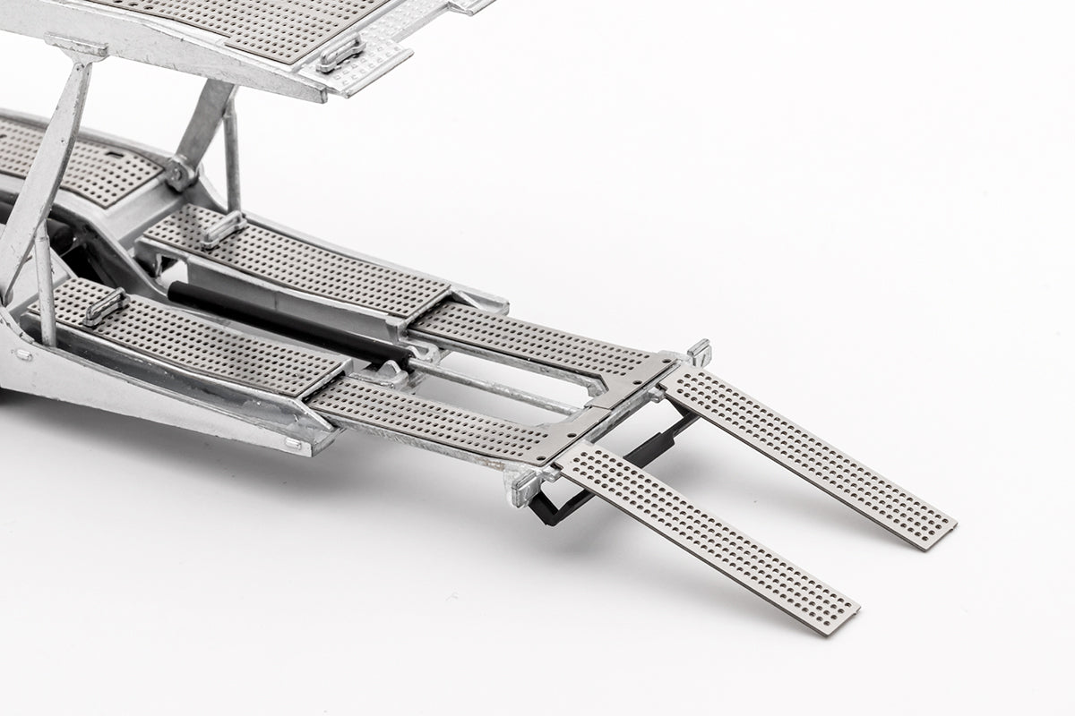 GCD 1:64 MERCEDES-BENZ Actros Transporter (2 Colors) – Horizon Diecast