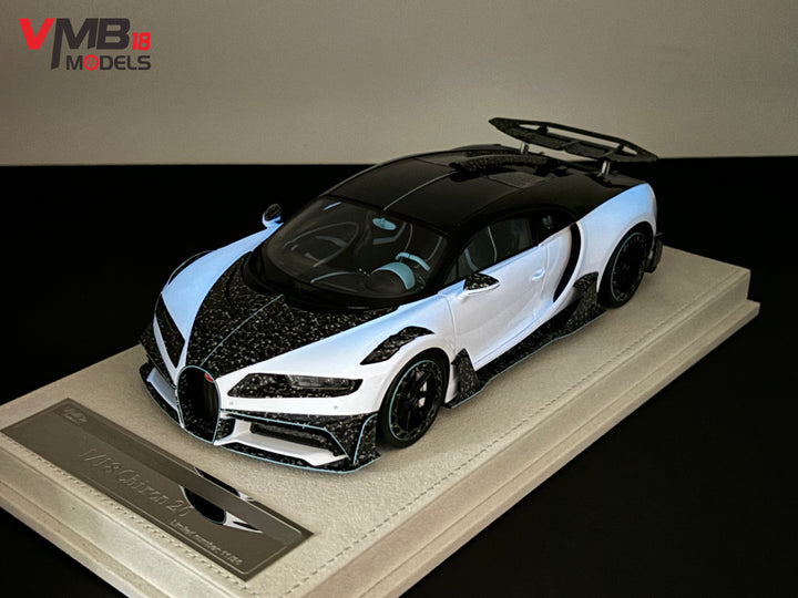 [Preorder] VMB 1:18 Bugatti Chiron Luminous Blue