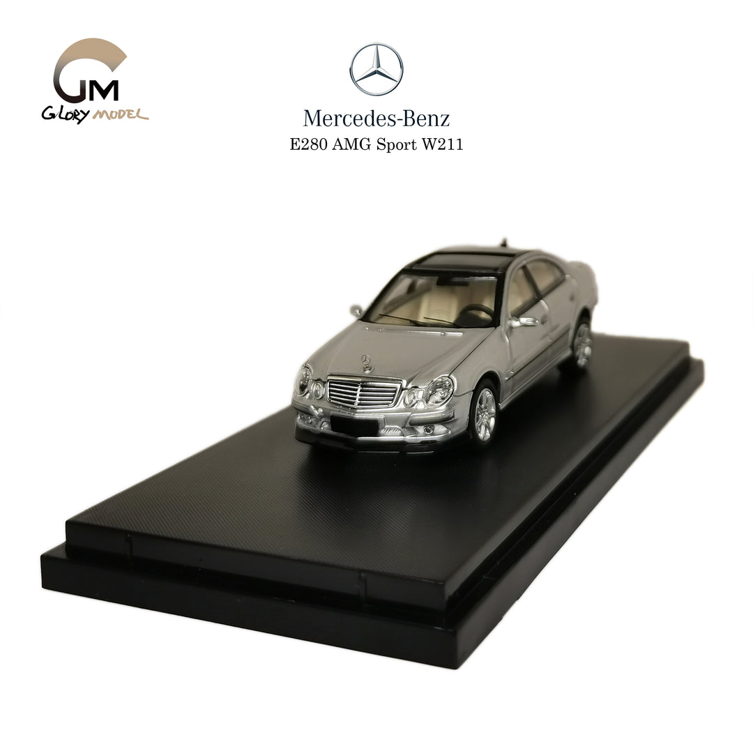 [Preorder] Glory Model 1:64 Mercedes-Benz E280 AMG sport W211 (2 Colors)