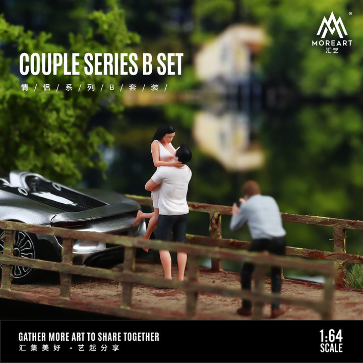 MoreArt 1:64 Couple Series B SET MO223017