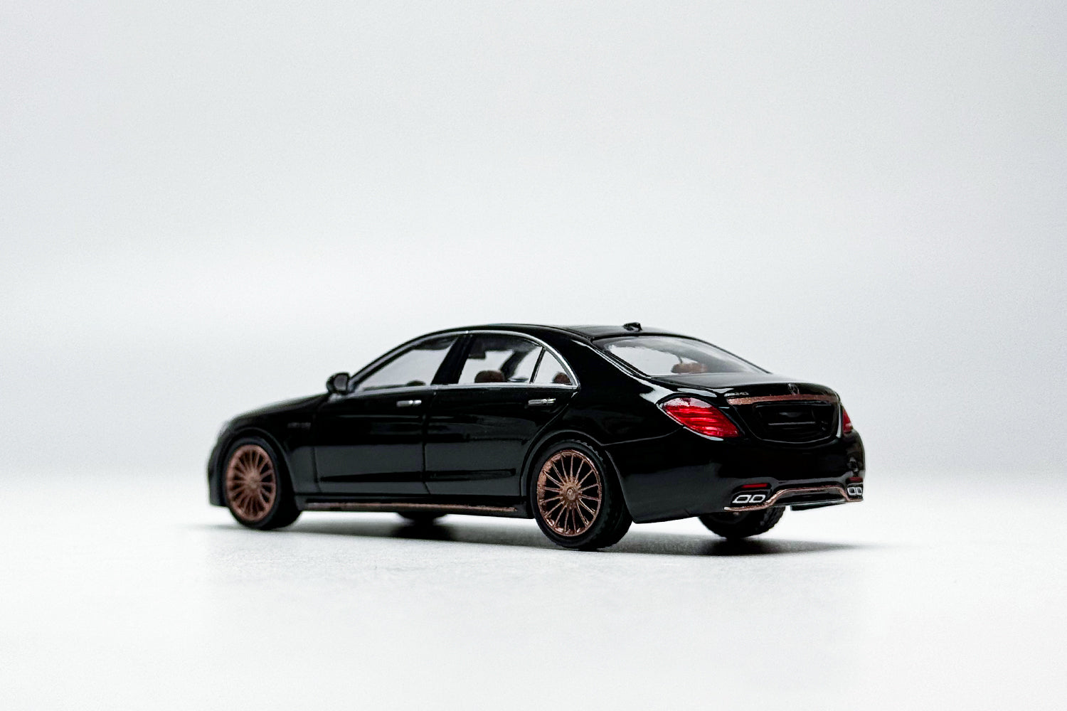 King Model 1:64 S65L Mercedes-AMG W222 Final Edition KM00306