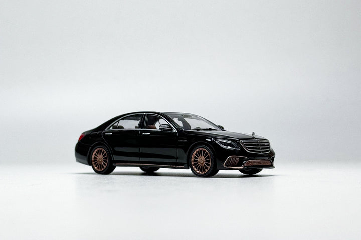 [Preorder] King Model 1:64 S65L Mercedes-AMG W222 Final Edition