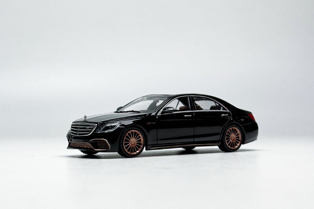 [Preorder] King Model 1:64 S65L Mercedes-AMG W222 Final Edition