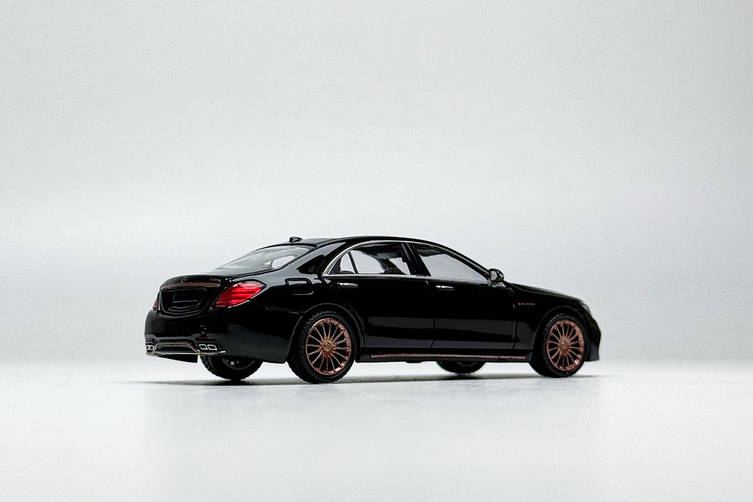 [Preorder] King Model 1:64 S65L Mercedes-AMG W222 Final Edition