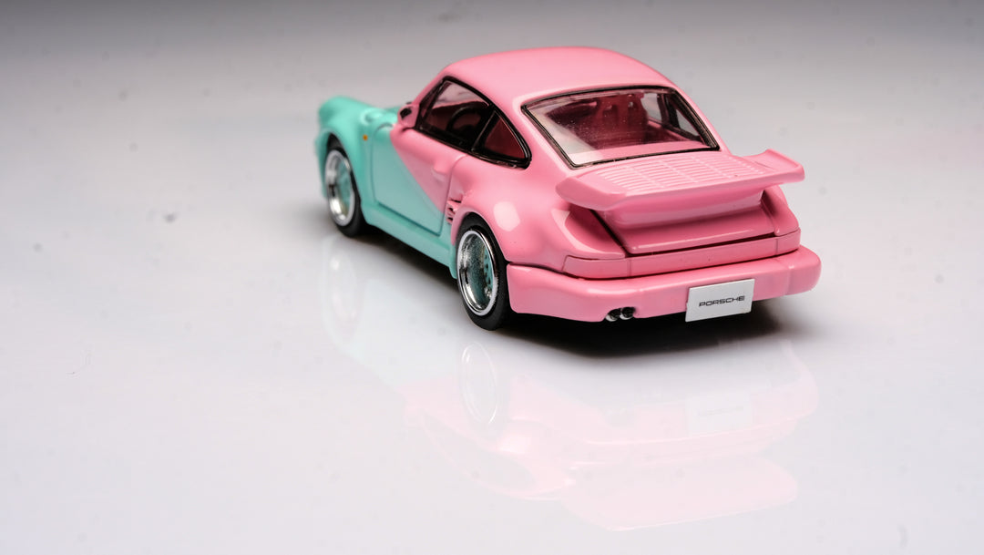 [Preorder] Mortal 1:64 Porsche 911 (930) Turbo - Pink/Green