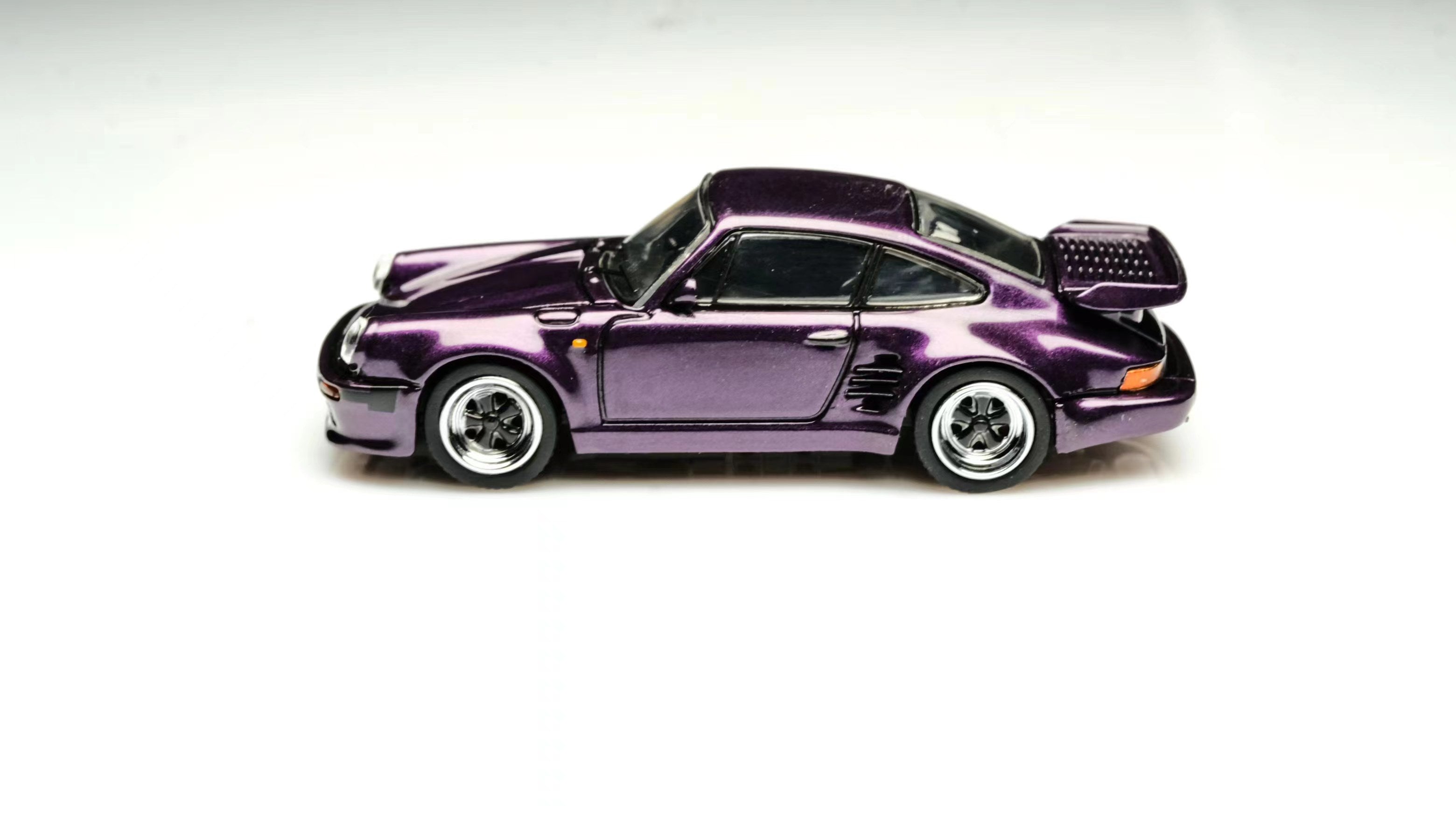 Modellino Porsche 911 - 930 Black Bird - Viola - Scala 1:64 - BRI Scale Micro BSC64-930-PUR