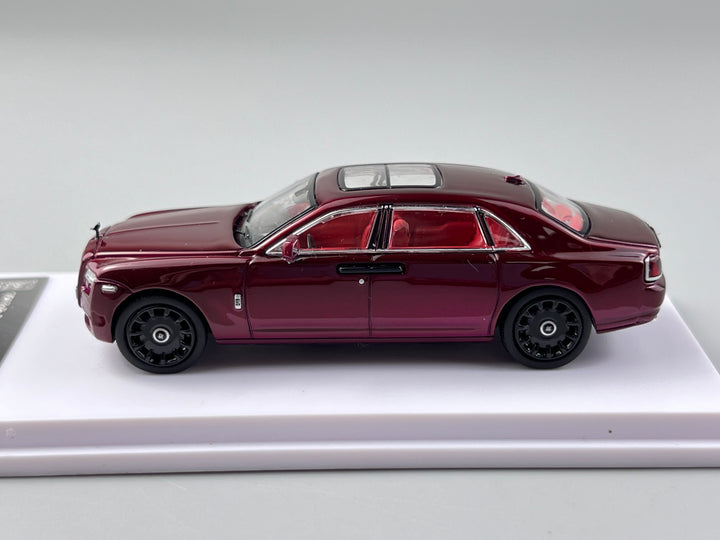 [Preorder] DCM 1:64 Rolls-Royce Ghost (4 Colours)