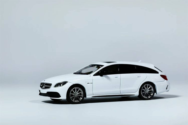 King Model 1:64 Mercedes CLS 63 AMG Shooting Break CLS X218 (3 Colours)