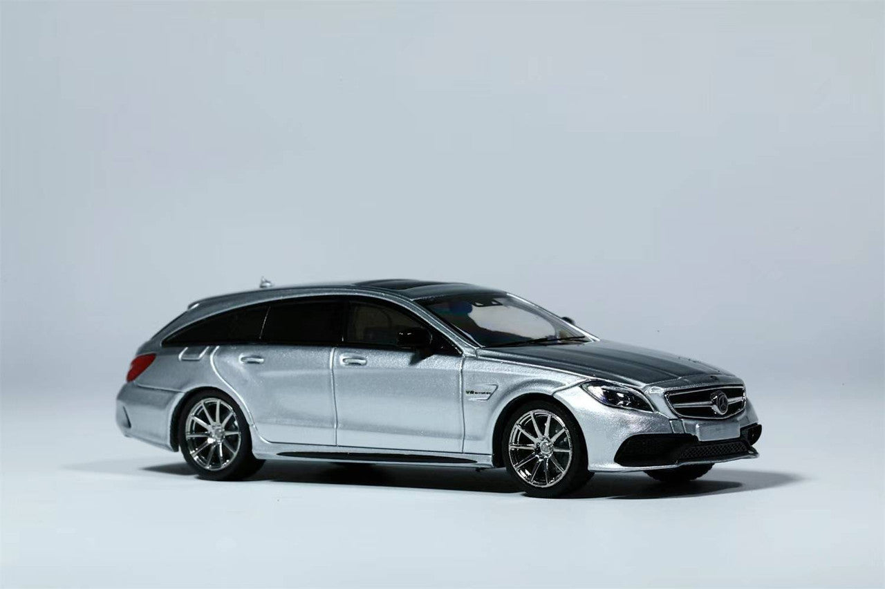 King Model 1:64 Mercedes CLS 63 AMG Shooting Break CLS X218 (3