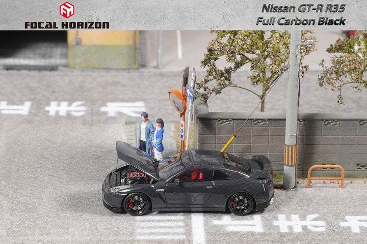 [Preorder] Focal Horizon 1:64 Nissan GTR R35 Black Carbon