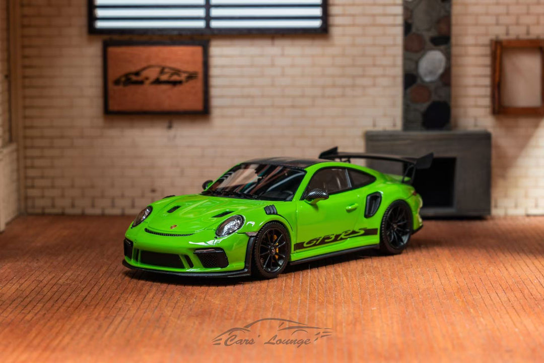 [Preorder] Car's Lounge 1:64 Porsche 911 GT3 RS (991.2) Resin Model (4 Colours)