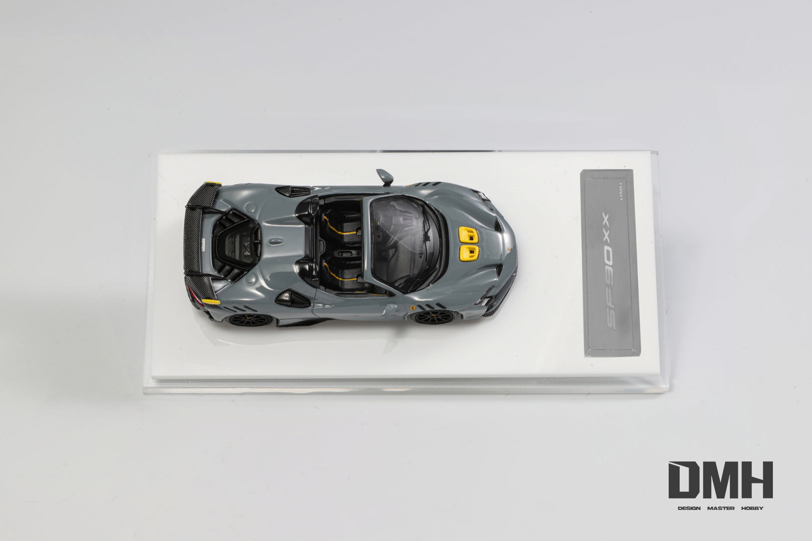 Preorder] DMH 1:64 Ferrari SF90 XX Spider Roadster (3 Colours